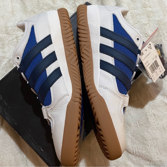 Adidas FA experiment 1 - Picture 3 of 9